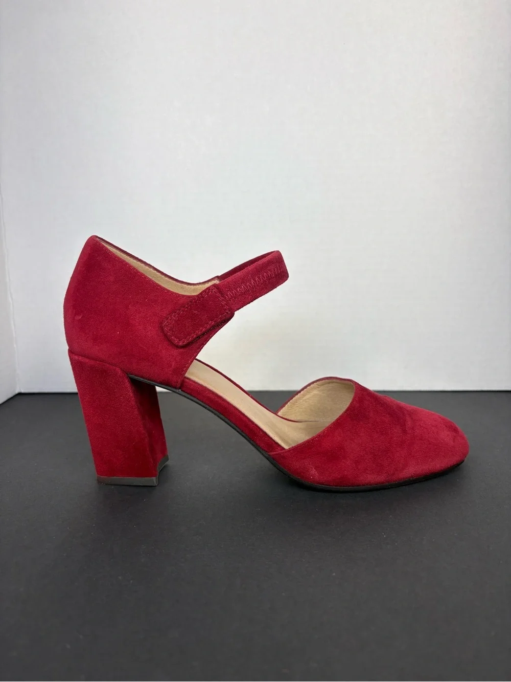 Mary Jane Block Heel Pumps in Burgundy red Suede 3 inch heel Size 8